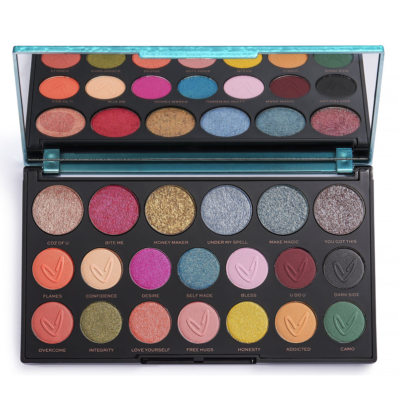 MAKEUP REVOLUTION X Carmi Make Magic Eyeshadow Palette