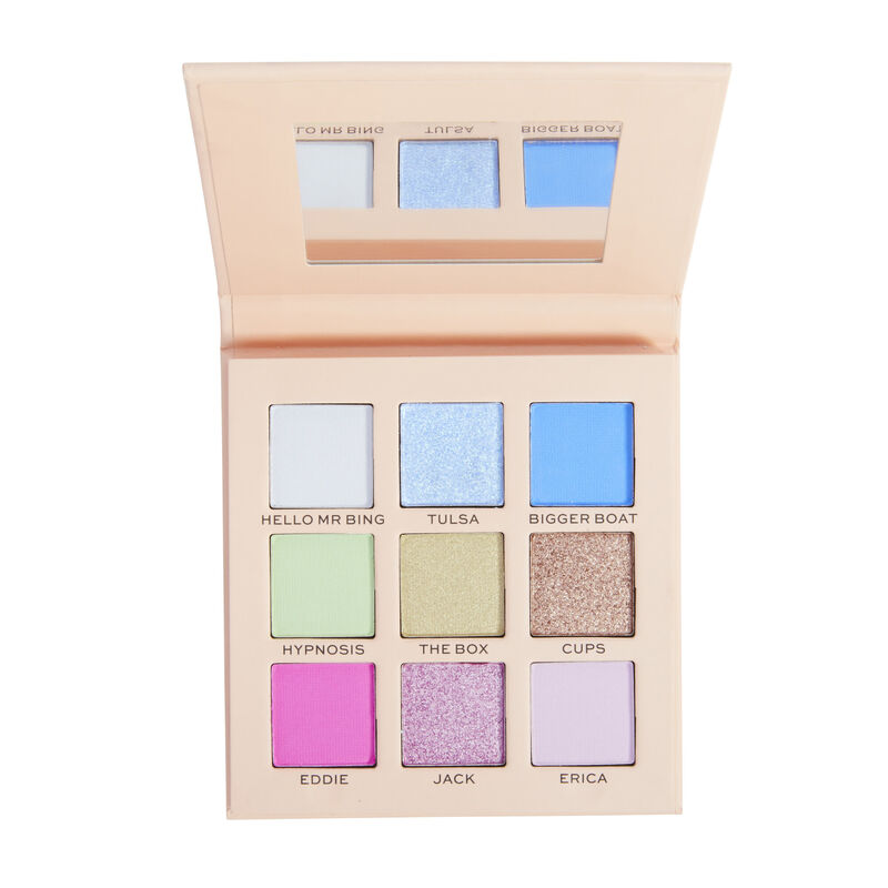 MAKEUP REVOLUTION X Friends Chandler Eyeshadow Palette